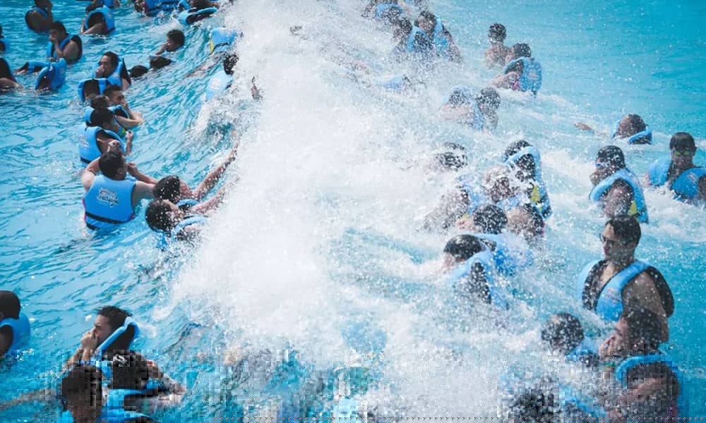 阿拉的海海啸池