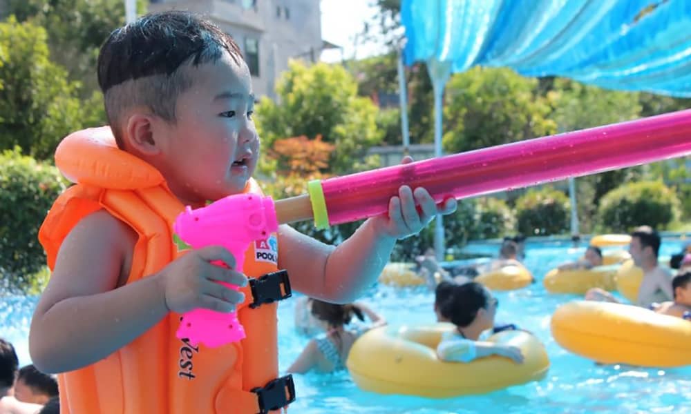 西安水上乐园，安康未来水世界深受陕西游客青睐