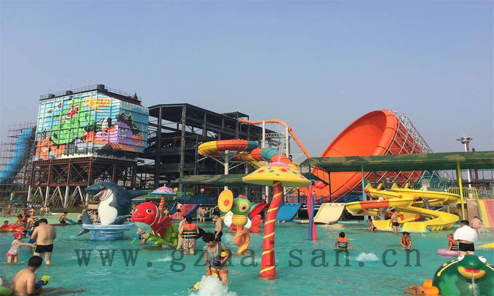 水上游乐设备厂家直销，打造欢乐水上世界