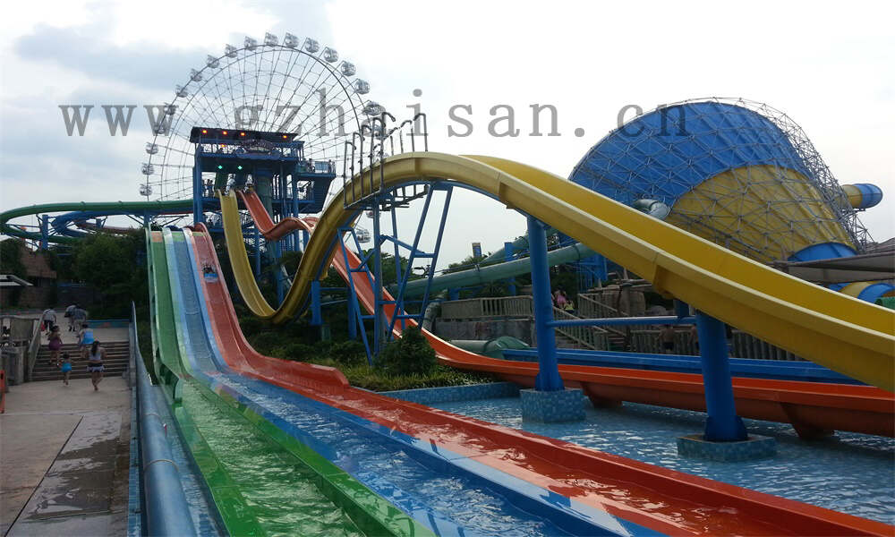 乐园水上游艺设施狂欢，畅享无限欢乐时光