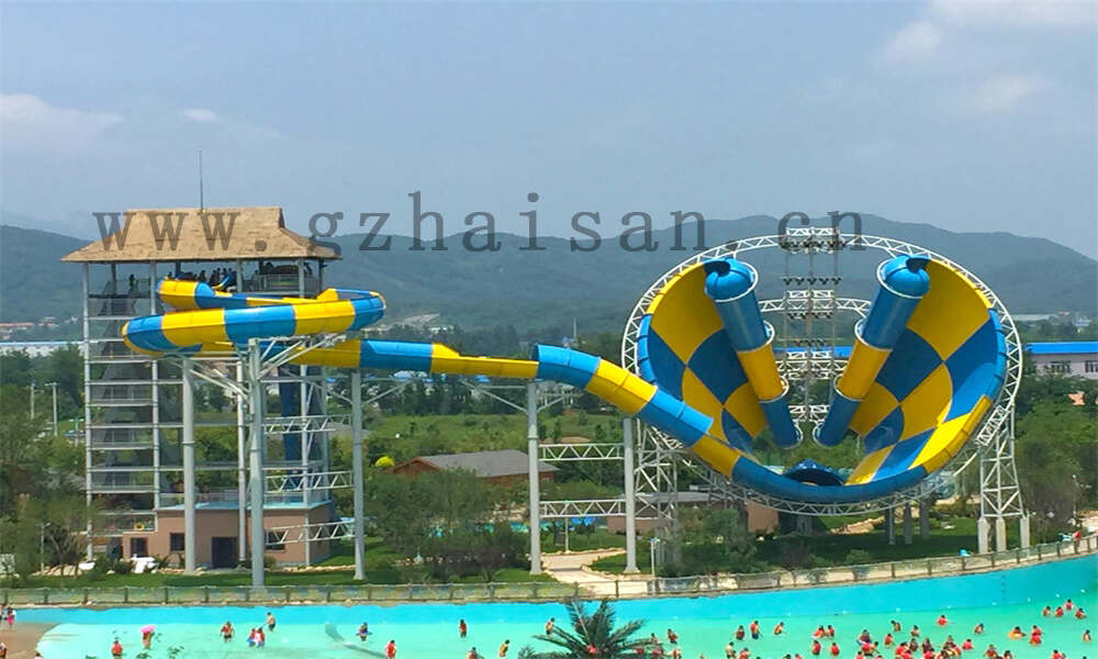 AI融合科技与欢乐：水上乐园设备的创新融合