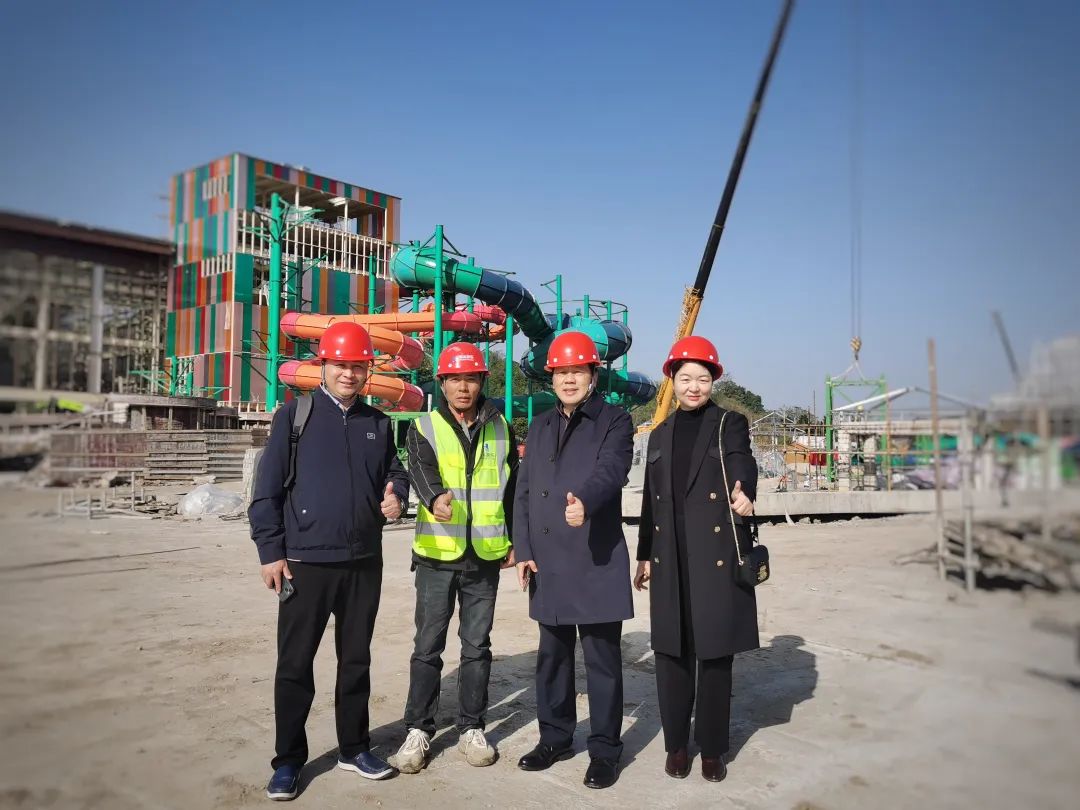 快讯 | pa视讯游乐董事长一行视察南北湖开元森泊水乐园项目进展情况 快讯 | pa视讯游乐董事长一行视察南北湖开元森泊水乐园项目进展情况